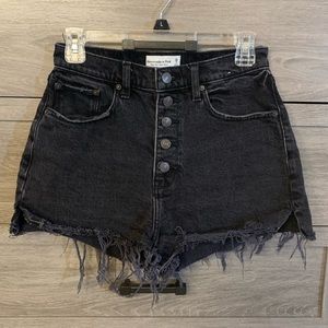 Abercrombie & Fitch Curve Love High Rise Mom Short